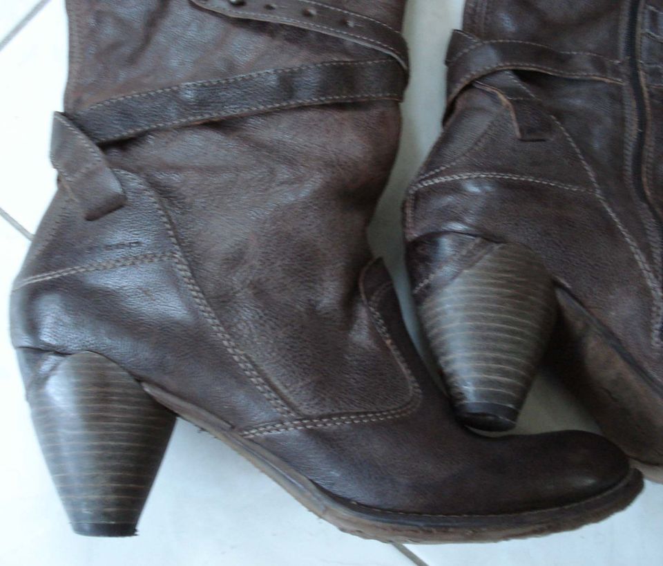 Hochwertige, braune, hohe Airstep Echt-Leder-Stiefel Gr.41- Mjus in Schwerin