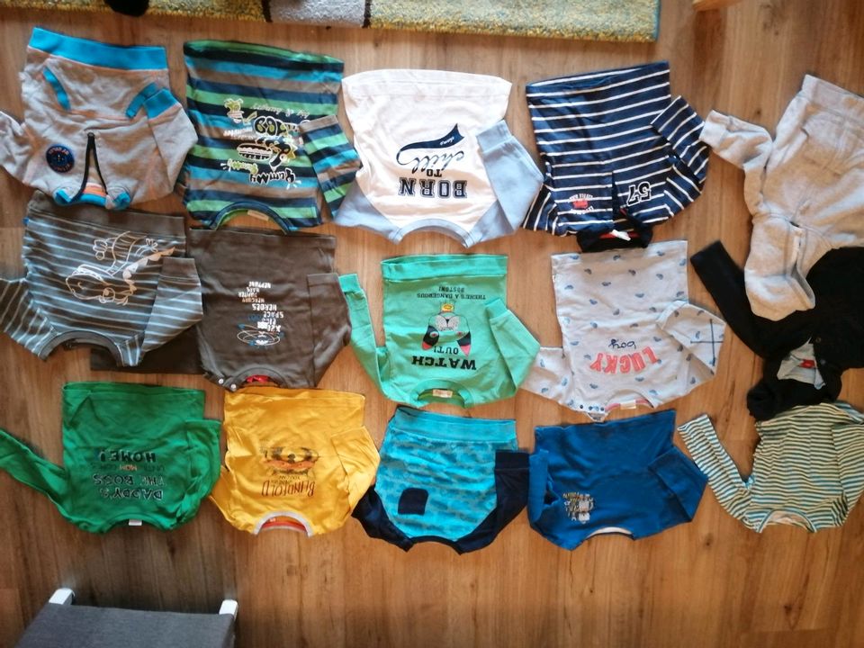 Gr. 74 80 je 1€ baby Kleidung Hose Langarmshirt Shorts Strumpf in Hamburg