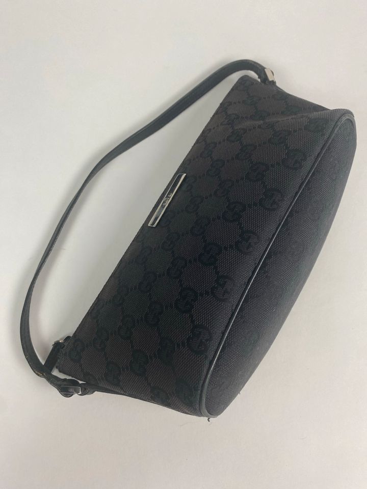 Gucci Pochette in Pforzheim