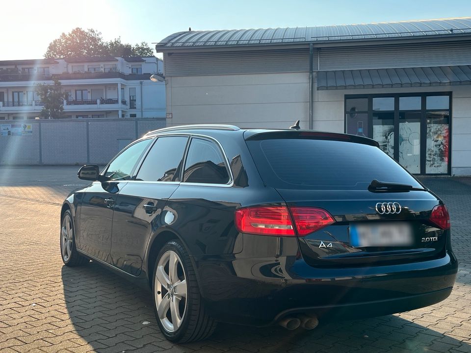 Audi 2.0 TDI Automatik in Moers