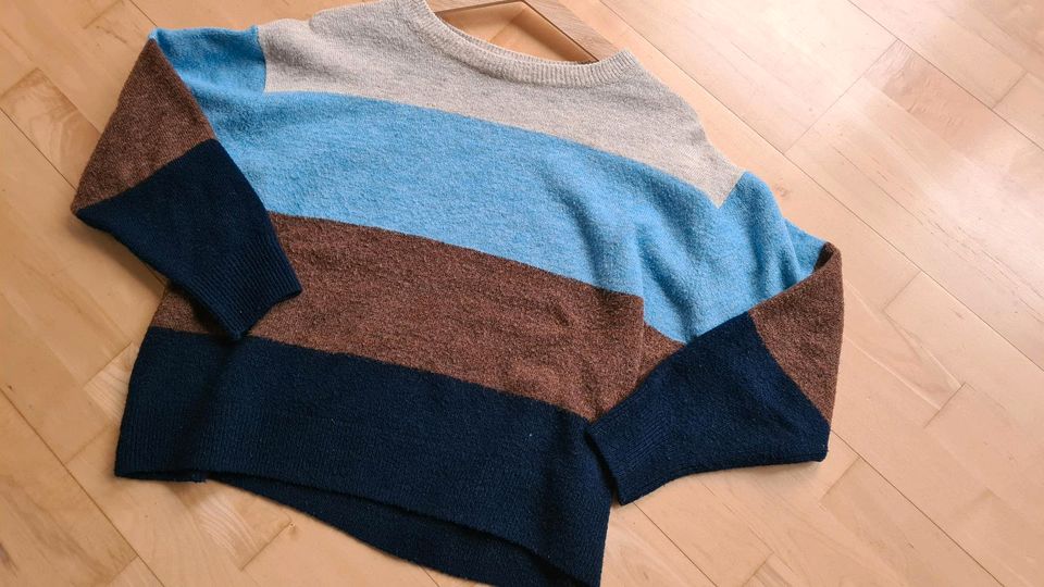 Pullover von H&M Gr.S  Gestreift 4 Farben in St. Ingbert