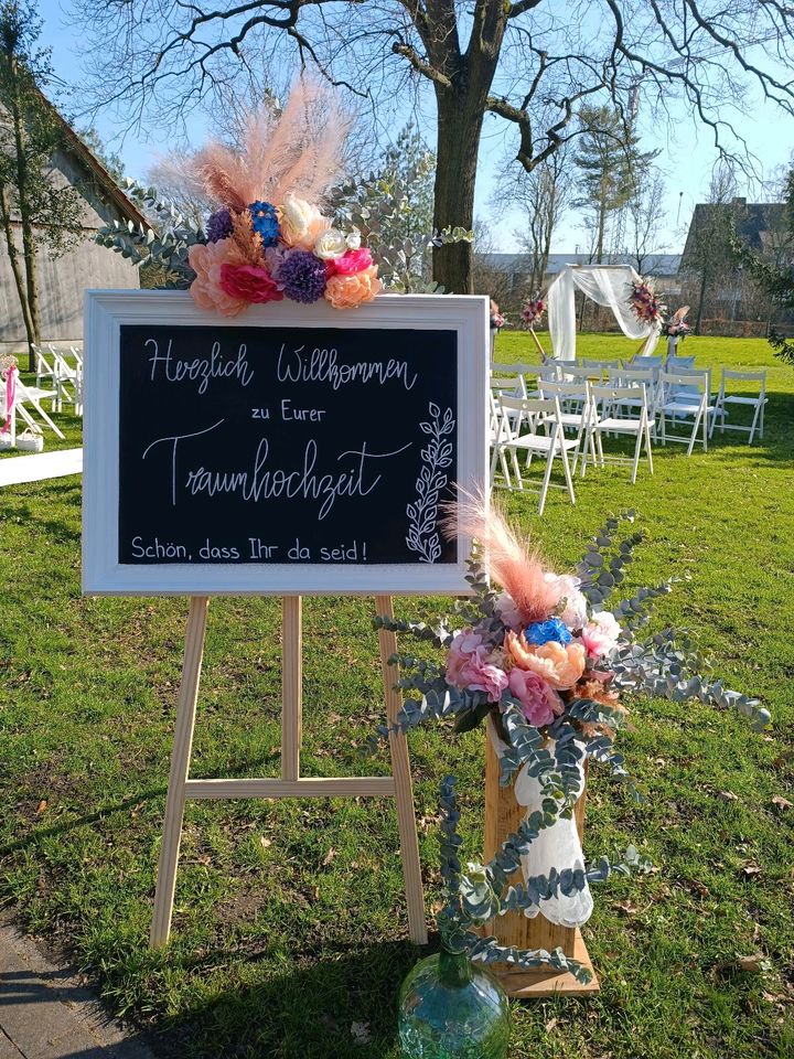 Hochzeitsdeko Tischdeko Hochzeit LOVE Traubogen Candybar Sitzplan in Oelde