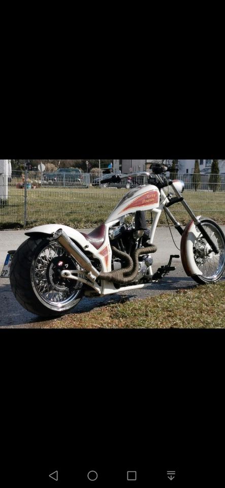 Harley Davidson 883 Hugger Custom in Herrsching