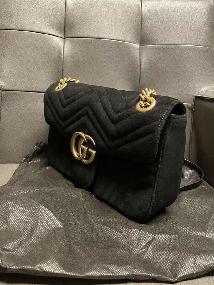 Gucci Marmont Tasche schwarz samt wie Neu in München - Hadern | eBay  Kleinanzeigen ist jetzt Kleinanzeigen
