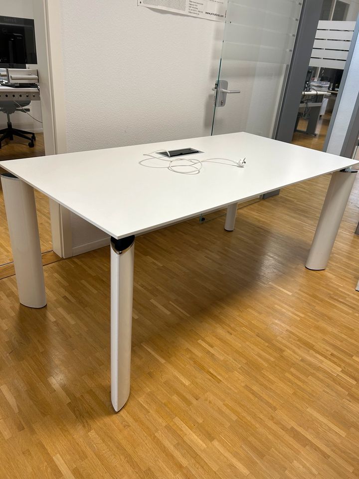 Schreibtisch weiß in Stuttgart
