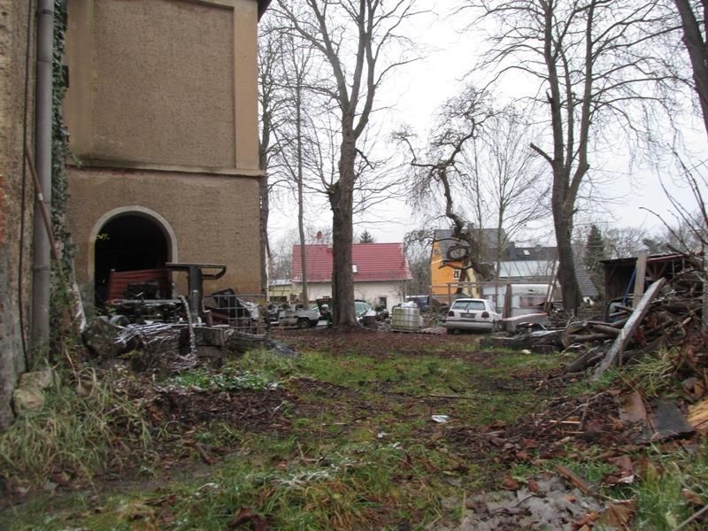 Sanierungsbedürftiges Mehrgenerationshaus in Ronneburg bei Gera in Ronneburg