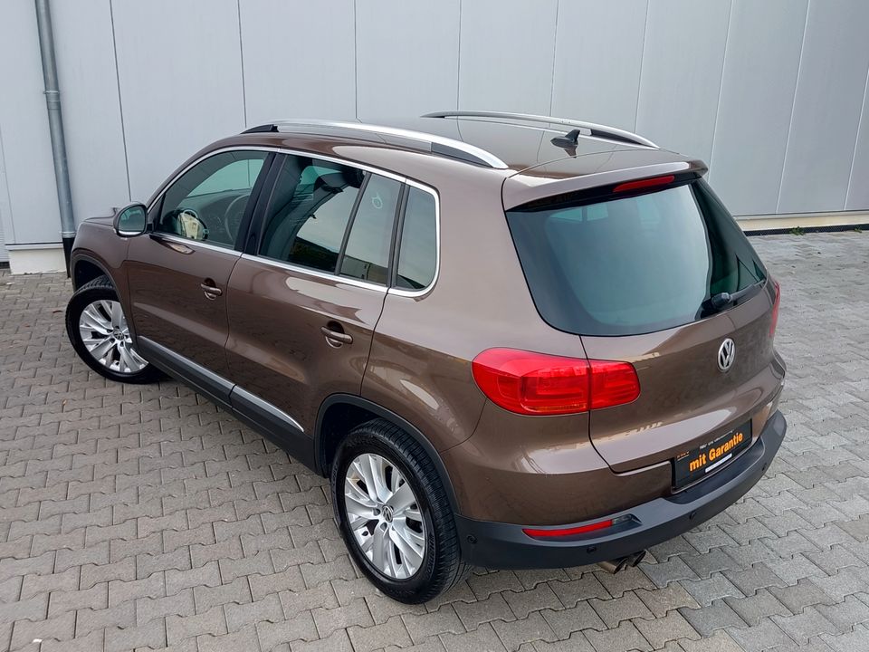 Volkswagen Tiguan 2.0 TDI BMT Life Sport in Kandern