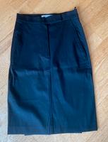 MaxMara Rock schwarz Größe 34 WIE NEU Nordrhein-Westfalen - Bad Salzuflen Vorschau