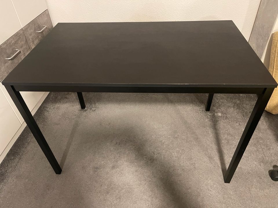Tisch schwarz in Ratingen