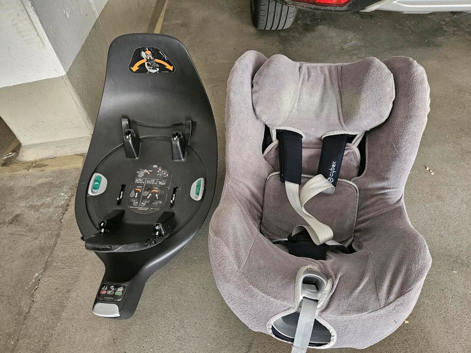 Cybex Cloud Z i-Size + Babyschale Baby Sitz Set in Salach