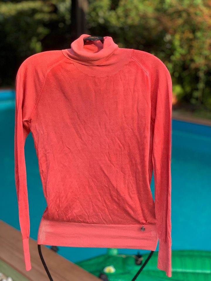 Calvin Klein Rollkragenpullover rot lachsfarbe in Lohmar