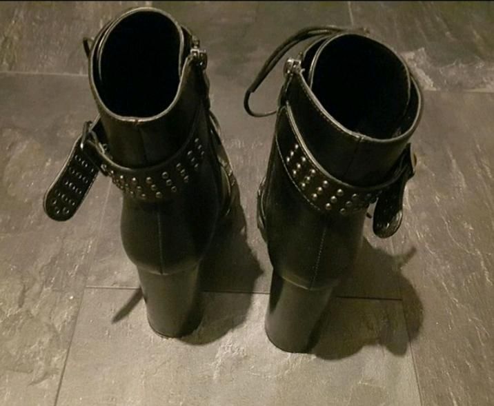 DeeZee Schuhe Stiefel Stiefeltte Gr.37 Neuwertig in Oberhausen