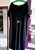 langes schwarzes Kleid 56/58 Niedersachsen - Stadthagen Vorschau