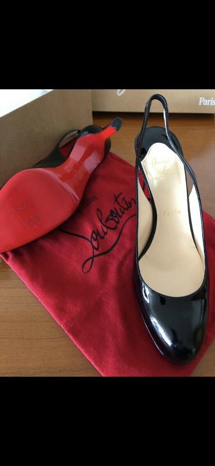 Christian Louboutin Pumps/ Schuhe , Lack. Gr.38, Original, NEU!!! in Köln