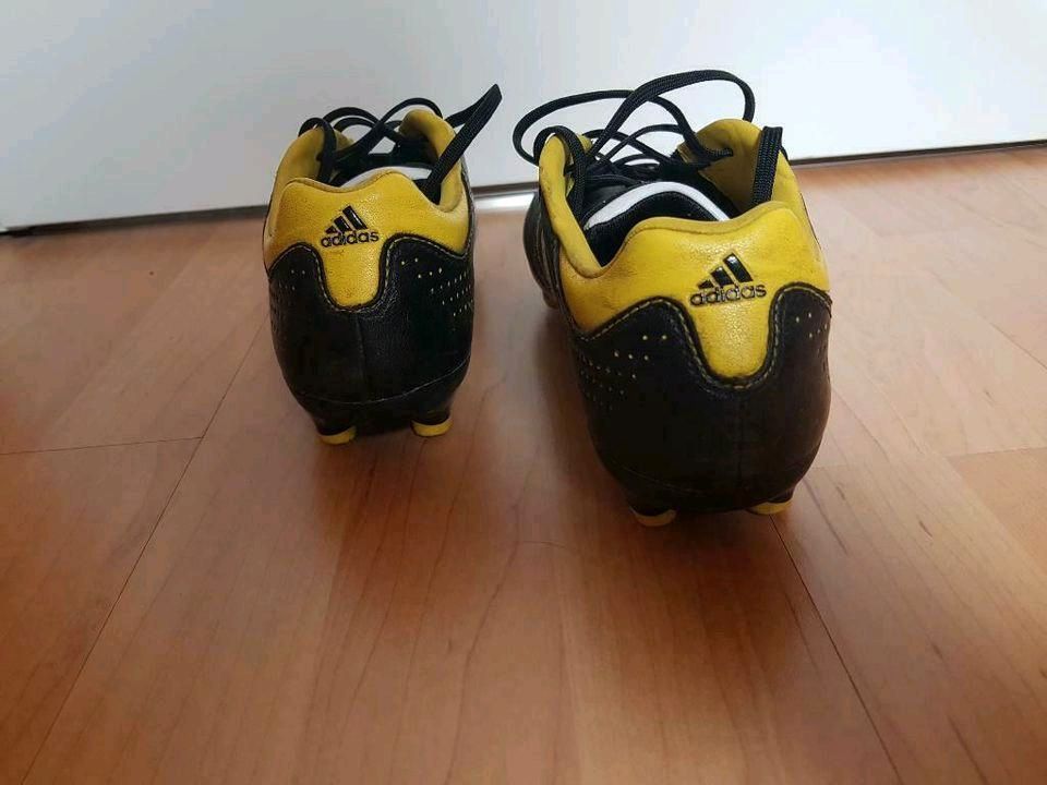 Fussball Schuhe von Adidas ++ Gr. 7 1/2 ++ Nocken ++ in Niedersachsen -  Winsen (Aller) | eBay Kleinanzeigen ist jetzt Kleinanzeigen