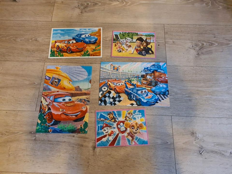 Set 5 Puzzle Paw Patrol + Cars in Remscheid