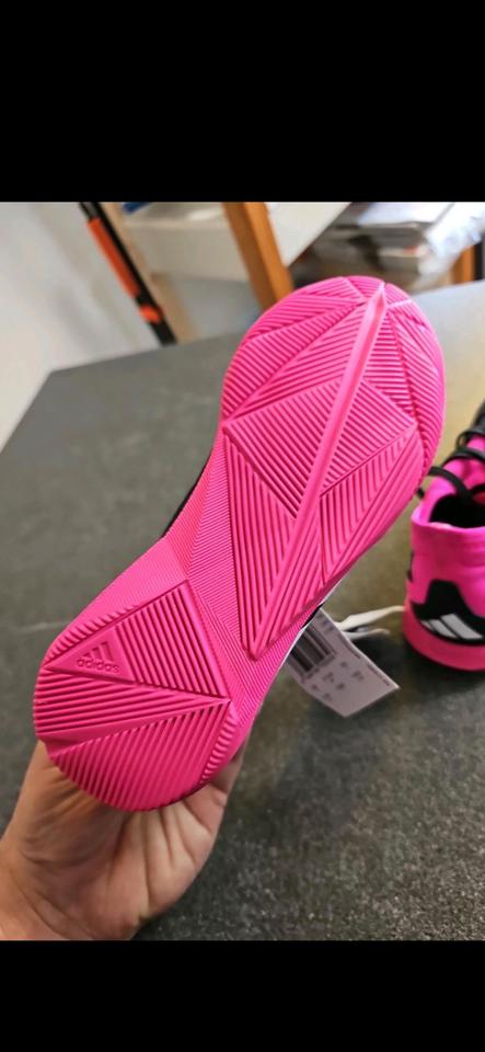Mädchen Adidas Schuhe Sneaker Sportschuhe Gr. 30 neu OVP in Bramsche