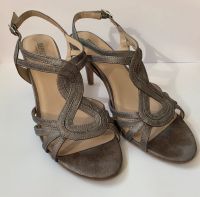 Damen Sandalen Gr. 40 Riemchensandalen silber Nordrhein-Westfalen - Dorsten Vorschau