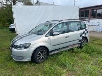 Volkswagen Touran Trendline Motorschaden nicht fahrbereit Kr. München - Neuried Kr München Vorschau
