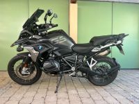 BMW R 1250 GS Triple Black / Tief / wie NEU / 1200KM Baden-Württemberg - Tübingen Vorschau