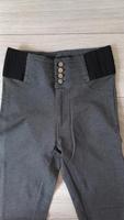 Stoffhose Hose Leggings schmal grau breiter Bund Knöpfe 36 Frankfurt am Main - Hausen i. Frankfurt a. Main Vorschau