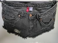 DIVIDED Damen Kurzhose Jeans Hessen - Wiesbaden Vorschau