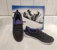 Venice Sportschuh Sneaker 39/40 Gelsohle superleicht Nordrhein-Westfalen - Bergheim Vorschau