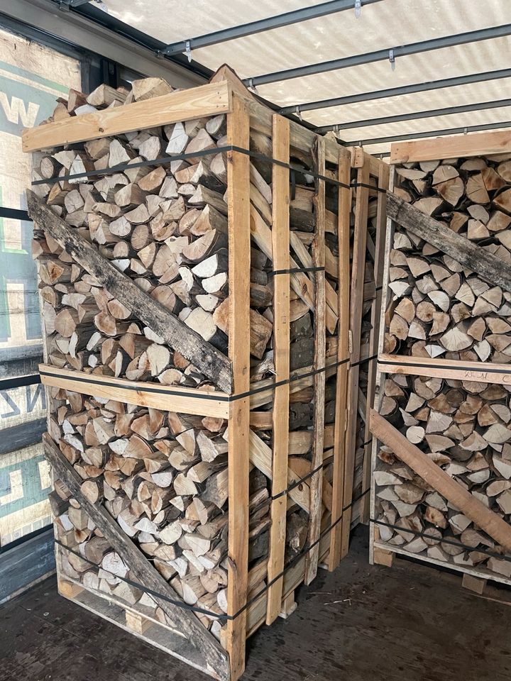 Brennholz Kamin Holz Buche 1 RM trocken in Hennigsdorf