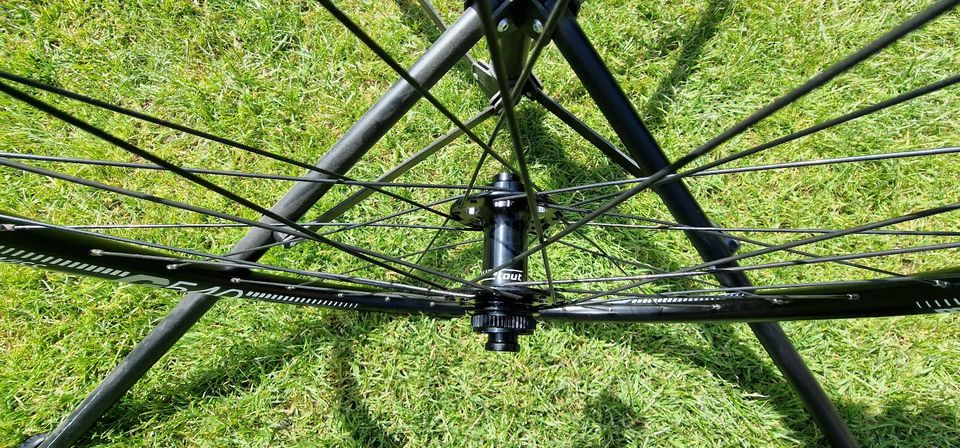 Laufrad DT Swiss G540db 27,5, Tout Terrain Nabe 10x12mm, Tubeless in Grevenbroich