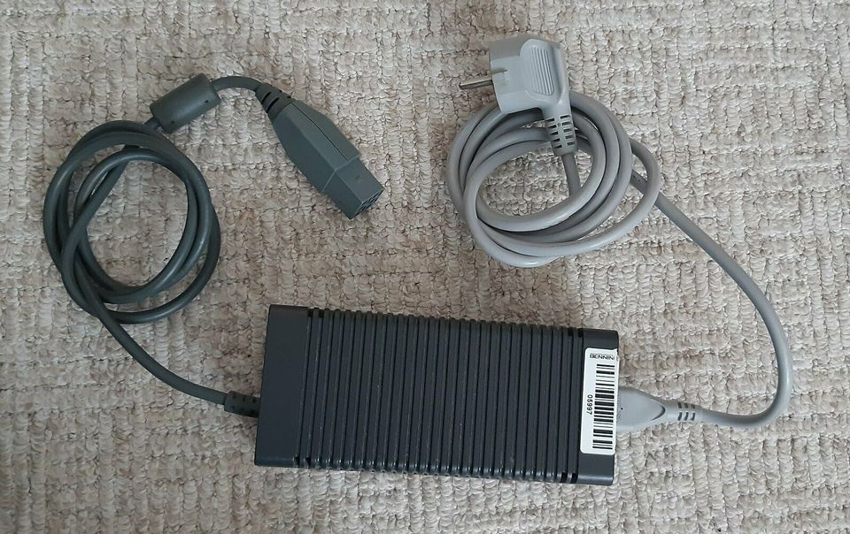 XBOX 360 - AC2 - UDRAW - CONTROLLER - NETZTEIL - TV/AUDIO in Doberlug-Kirchhain