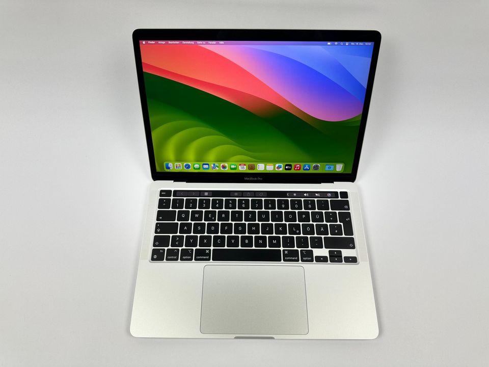 Apple MacBook Pro Retina 13,3“ M1 8C CPU 8C GPU 512 GB SSD 16 G in Neuburg am Rhein