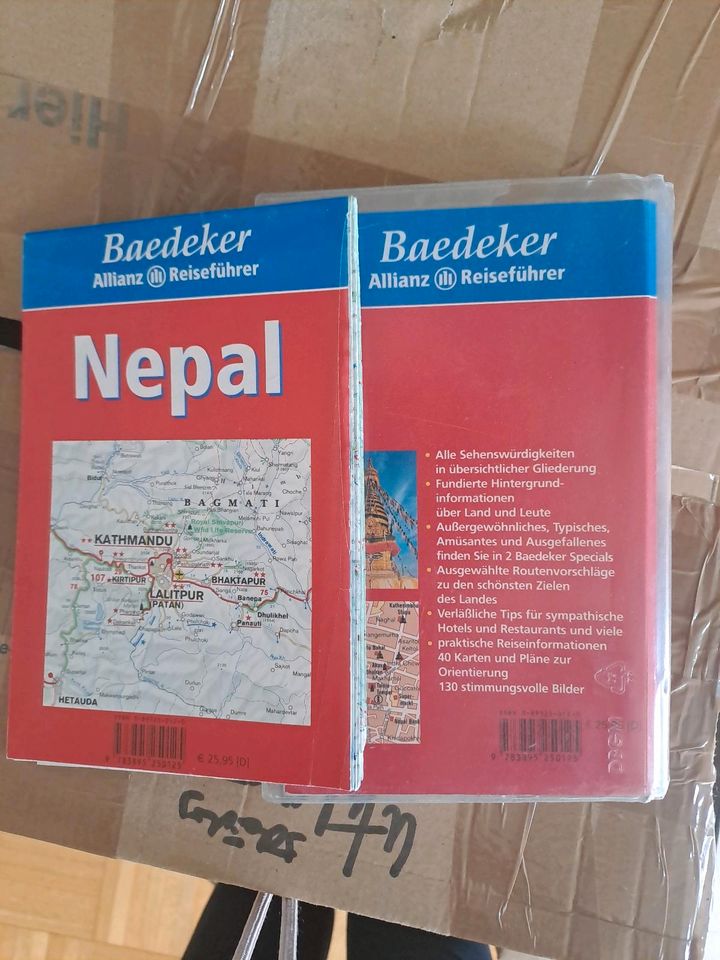 Nepal Reiseführer Asien Reisen Urlaub Reisekarte Travel Guide in Wedemark