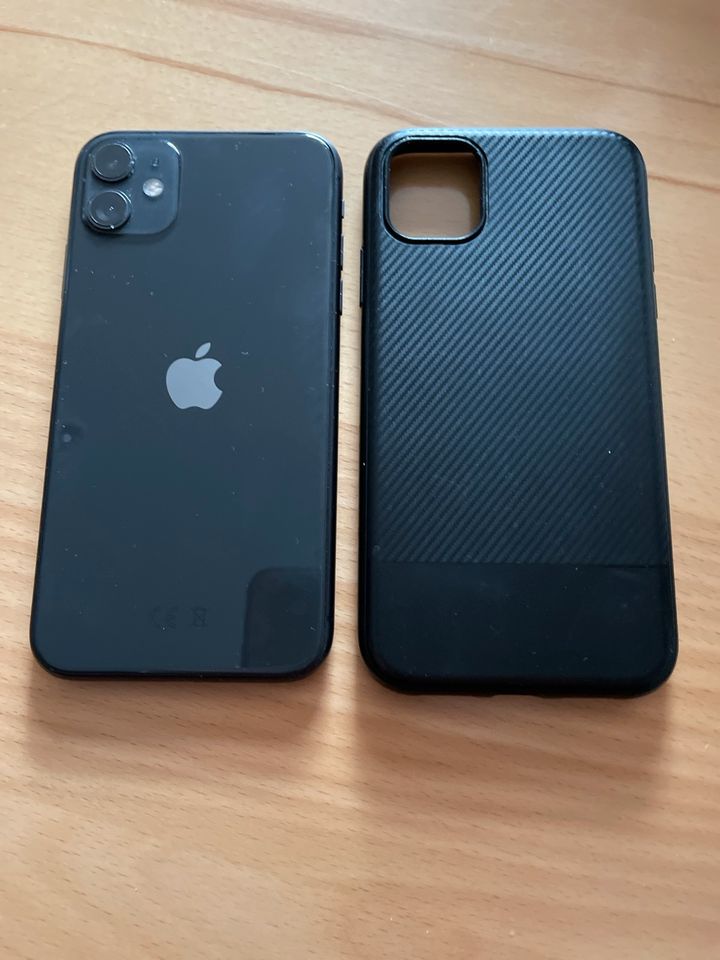 iPhone 11 64GB in schwarz in Meerane