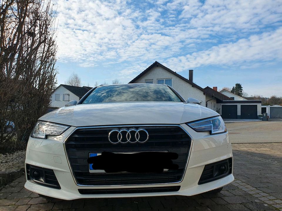 Audi A4 Avant 2.0TFSi Ultra in Stuttgart