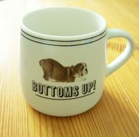 Tasse creme mit Hund "Bottoms Up!" von Next Aubing-Lochhausen-Langwied - Aubing Vorschau