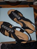 Biete! Sandalen, Strass, schwarz, Absatz, neu, 41 Nordrhein-Westfalen - Plettenberg Vorschau