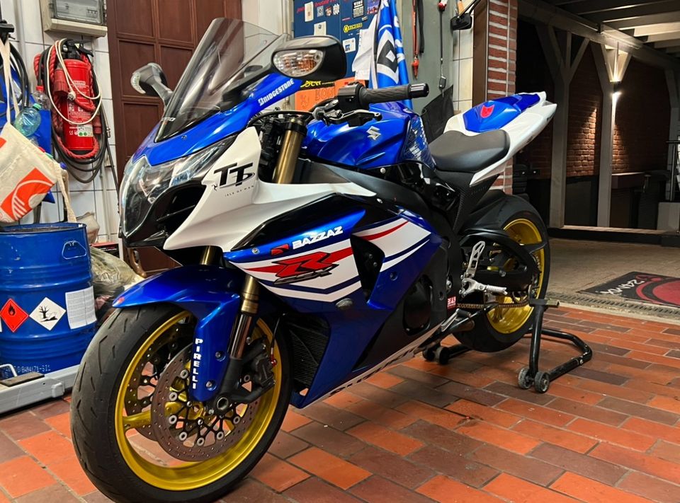 GSXR 1000 K9 L0 -  eventuell mit Navi in Lensahn