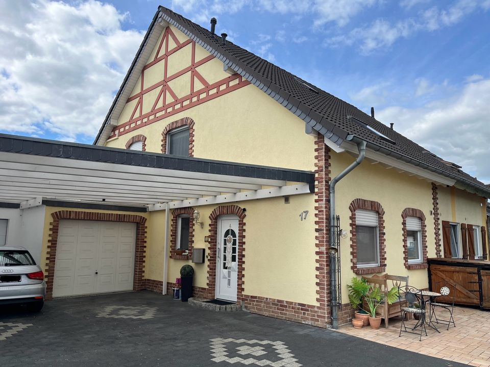 Einfamilienhaus Doppelhaushälfte in Euskirchen