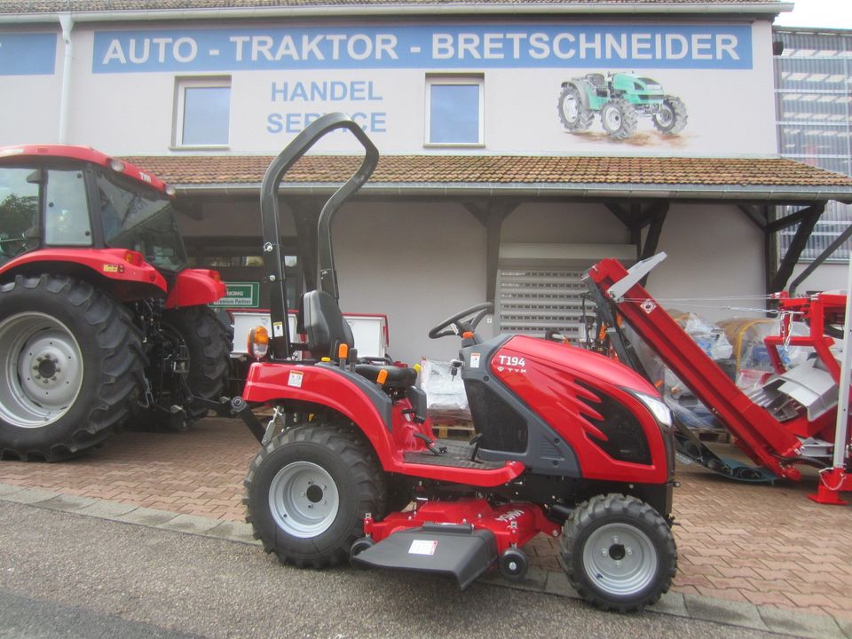Allrad Traktor TYM 194 HST Diesel Mäherk >Frontlader möglich< in Glashütte