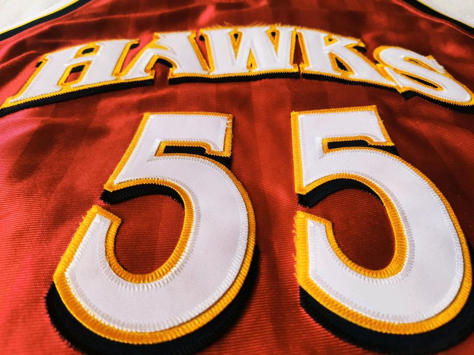 Dikembe Mutombo NBA Trikot Atlanta Hawks Authentics in Essen