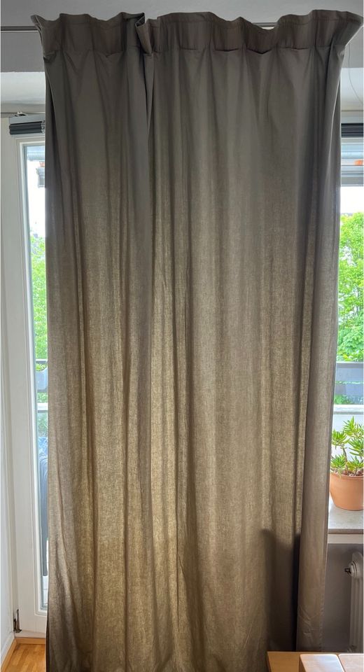 Vorhang Vorhänge Wohnzimmer, grau/ taupe, blickdicht in Düsseldorf