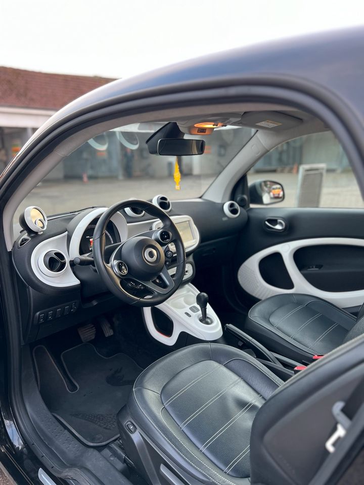 Smart Fortwo Prime im TOP Zustand und frischem TÜV in Hamburg