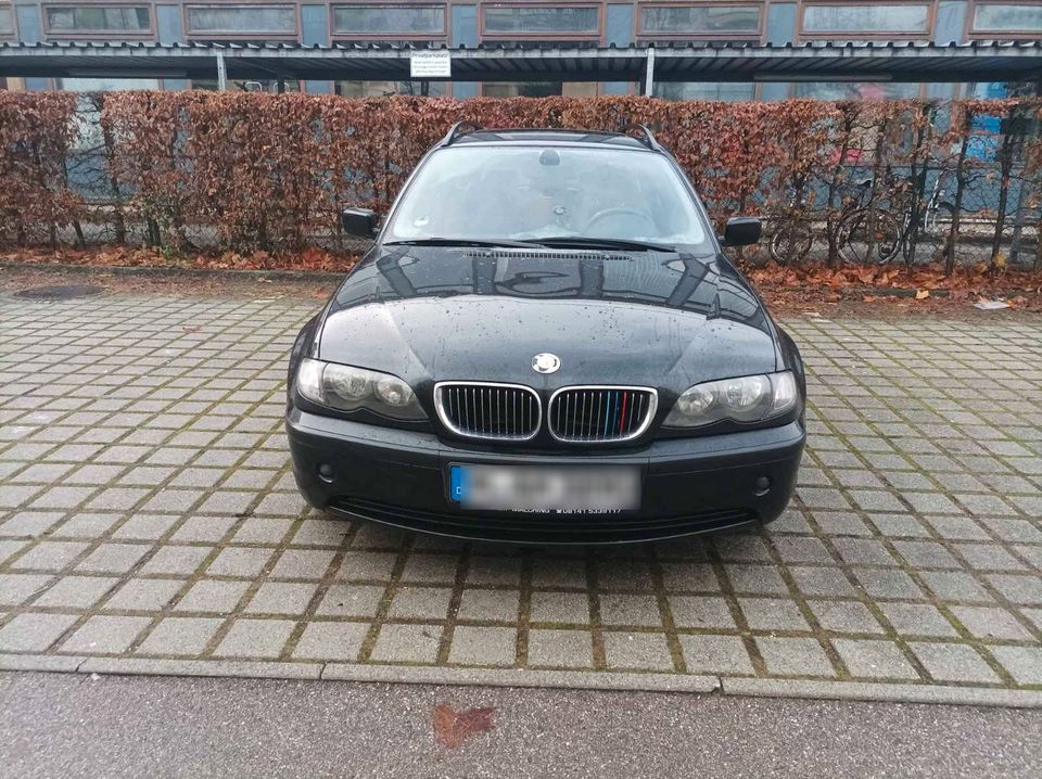 BMW 316i touring - in Stuttgart