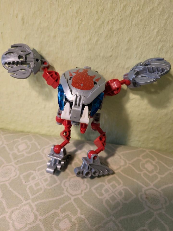 LEGO BIONICLE FIGUR rot in Seevetal