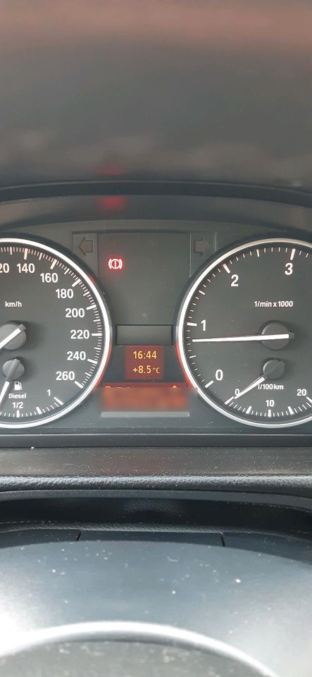Verkaufe Auto BMW 318d in Coburg