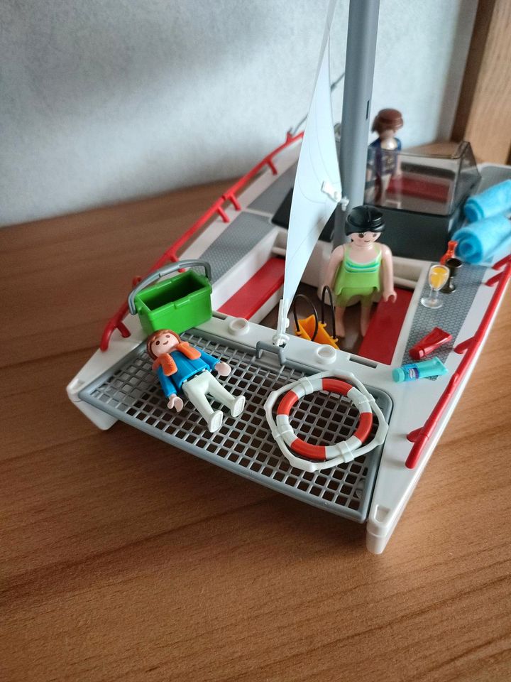 Playmobil 5130 Katamaran Boot Segeln Urlaub in Brilon