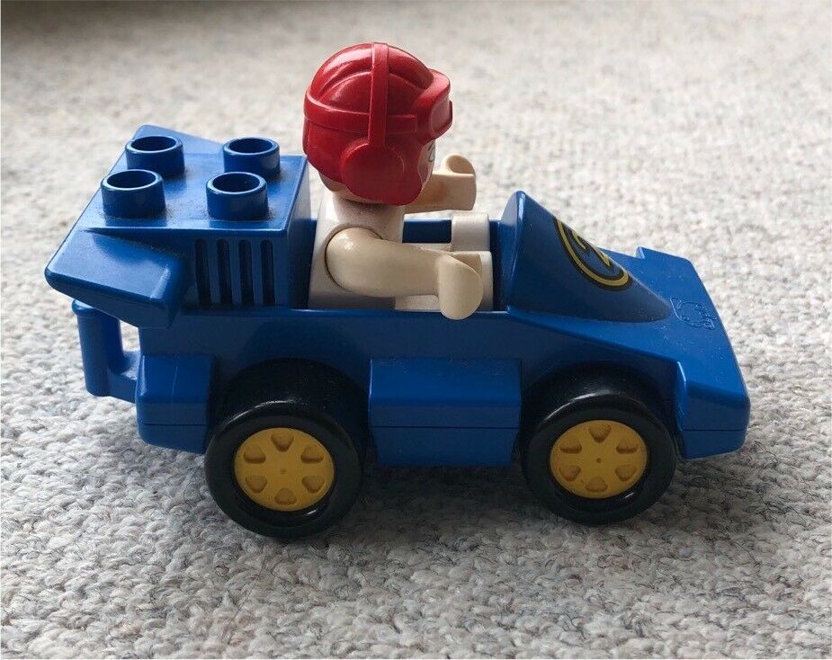 Lego Duplo 2609 Rennwagen mit Fahrer in Hamburg