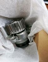 VW Audi Original Wasserpumpe 06A 121 012 G Nordrhein-Westfalen - Burscheid Vorschau