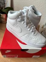 Verkaufe Nike Hi-Sneaker Hessen - Lauterbach (Hessen) Vorschau