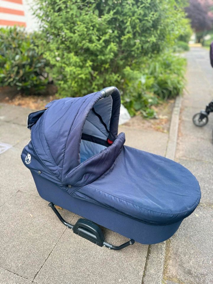 Kinderwagen mit Maxi Cosi in Hannover